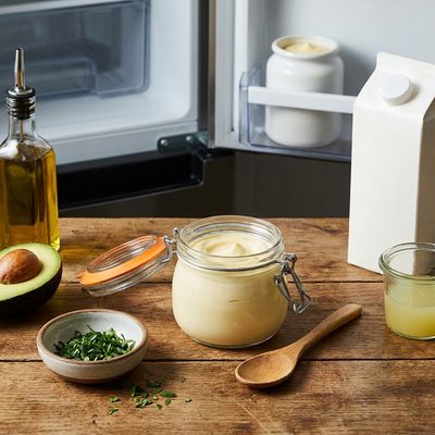 Mayonnaise: Uses, Substitutes, and How to Store It